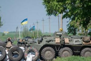 Несмотря на относительное затишье, в больницы Луганщины продолжают поступать раненые бойцы