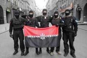 В Мукачево к бойцам "Правого сектора" едет подмога с Ровенщины
