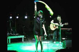 Российский адвокат: Земфира - отвратительная, некрасивая и мужеподобная тетя