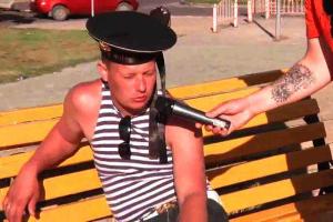 В Крыму российские военные полевой кухней, песнями и плясками будут заманивать молодежь на военную службу 