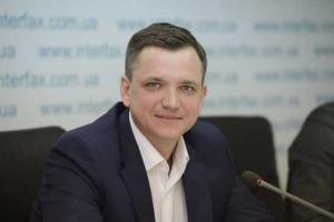 Павленко: Правительство фактически легализует бездомность семей, воспитывающих детей-сирот 