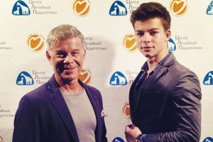 Фигура Газманова производит фурор среди девушек