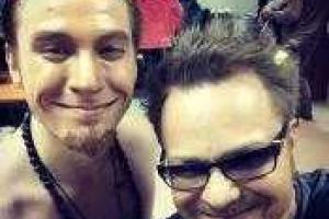 Пресняков-младший не отстает от звездного отца и дарит пользователям фото своего тату