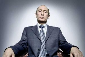 Путин "с барского плеча" подарил гражданство семье, пострадавшей в развязанной на Донбассе войне