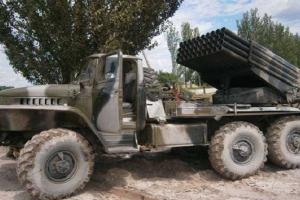 До тишины далеко: две батареи тяжелой артиллерии развернули боевики на Луганщине