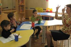 В "республиках" вслед за школами на российские программы решили перевести и детсады 