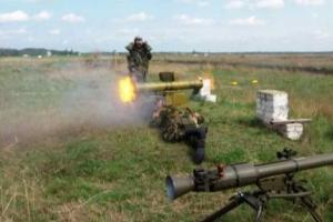 Боевики продолжают поливать Луганщину смертоносным "ливнем"