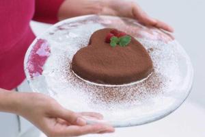 Ученые выяснили, что путь к сердцу женщины лежит через желудок