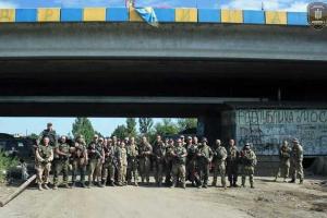 По приказу штаба АТЦ спецназовцы полка "Днепр-1" покинули позиции в Песках