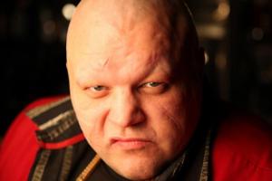 "Напившись" пива и "наевшись" нижнего белья, шоумен Барецкий принялся за айфоны и планшеты