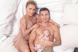 Жена мэра Киева выложила в Сеть фото подросшей дочурки Кличко и Панеттьери