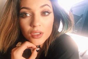 Откровенная и сексуальная фотосессия младшей сестренки Ким Кардашьян