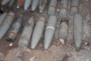 На Донетчине фермеры, рискуя жизнью, сами решили очищать поля от неразорвавшихся снарядов