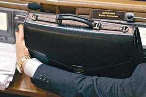 Стартовали "предвыборные" скандалы: в Мариуполе: глава БПП заявил о торговле местами в партии