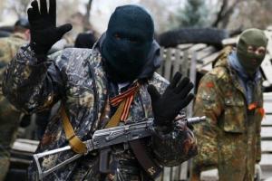 Сепаратисты в панике: провожают взглядами уходящее ополчение и ждут "карателей" из "Правого сектора"