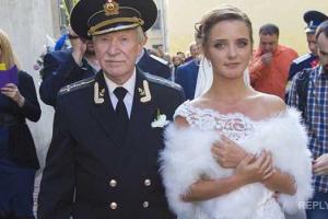 Юная жена 85-летнего Краско: у нас никогда не было секса, нас устраивает только духовная близость