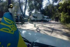 В результате столкновения маршрутки с грузовиком, в Запорожье пострадали 12 человек
