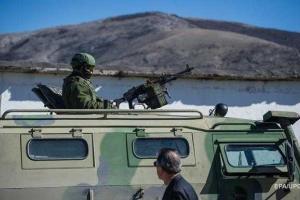 Видео с задержанными "пропавшими" украинскими десантниками: взяли арбуз, кусок сала и пошли брататься...