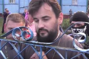 Видео столкновений между представителями УПЦ КП и УПЦ МП на Тернопольщине