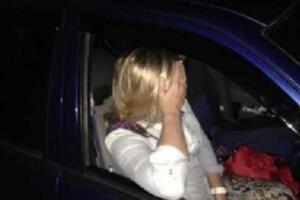 Видео задержания бойцами "Правого сектора" российской журналистки на границе с Крымом