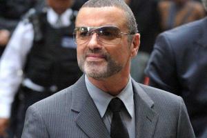 Экс-любовник Джорджа Майкла выложил в Сеть пикантные фото певца