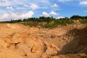 В России три подростка оказались заживо погребенными под толстым слоем песка