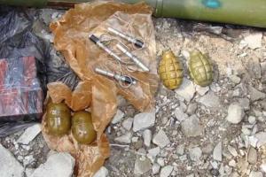 На Луганщине местные жители продолжают сдавать боеприпасы, найденные на территории области