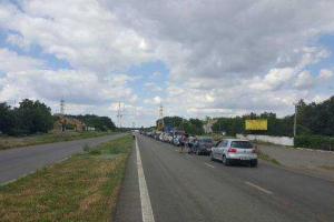 Обстановка на КПП: проезд через блокпосты заметно ускорился, очереди небольшие