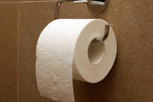 Россияне стали больше кушать, если фурами туалетную бумагу из Украины завозят?