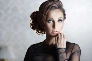 Фанатов Анфисы Чеховой стал раздражать непрерывный отдых ведущей в райских уголках мира