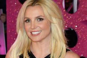 Поклонники в пух и прах раскритиковали фигуру Бритни Спирс 