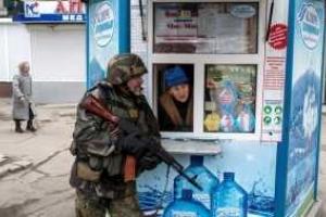 Реалии "освобожденных Россией" территорий: цены растут, пенсии и выплаты в рублях обесцениваются