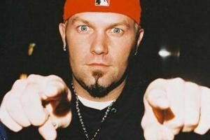 Фронтмен американской рок-группы мечтает о получении российского паспорта