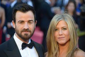 Дженнифер Энистон заметно округлилась после медового месяца