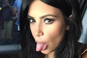 Беременная Ким Кардашьян вновь радует фанатов "свеженьким" фото