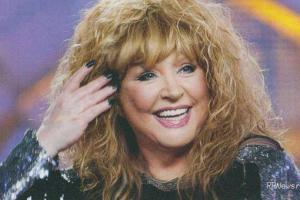 Алла Пугачева хочет на "Новой волне" сразить всех наповал своим появлением