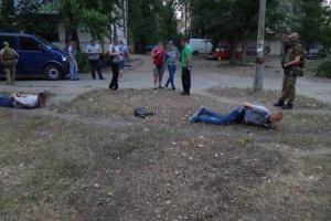 В Рубежном задержаны правоохранители, занимающиеся наркоторговлей и вымогательством