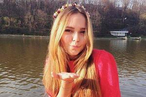 Фанатам не дает покоя соблазнительная внешность Стефании Маликовой 