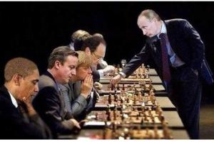 Политический аналитик: Россия сделала свой ход в шахматной партии с Украиной