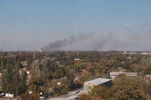 Донецк вновь содрогнулся от взрыва: горит одна из городских высоток