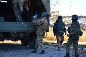 В Сватово продолжают расчистку территорий от неразорвавшихся боеприпасов