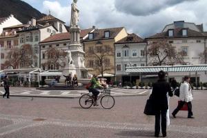 Конфуз: чистоплотные уборщицы уничтожили арт-объект, перепутав его с мусором