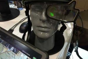 Британские специалисты научат солдат видеть сквозь корпус бронемашины. Видео