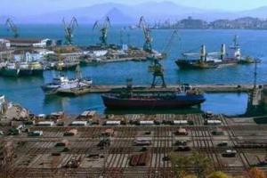 В российском порту Находка из-за задолженности по зарплате бастуют украинские моряки 