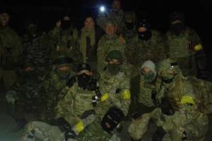 К мариупольским активистам, штурмующим типографию, присоединились бойцы ДУК "ПС"