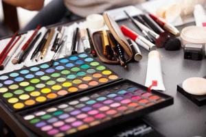 Британка в 95 лет заключила договор с модельной кампанией и блистает на подиуме