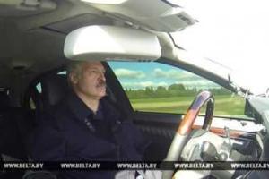 Правила - они для всех: Лукашенко поймали на нарушении ПДД