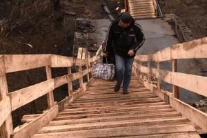 На Луганщине отложили открытие пункта пропуска в Станице Луганской из-за возможных провокаций