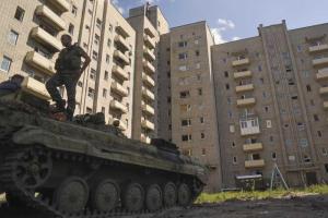 Жители Донецка с тоской и отвращением наблюдают, как боевики разворовывают родной город