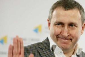 "Вице-премьера" Крыма Полонского встретили в Варшаве "чашечкой кофе" и заставили петь песенку харьковских ультрас